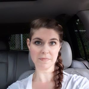 Meet your Posher, Alison